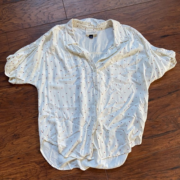 Universal Thread button up shirt - Picture 2 of 5